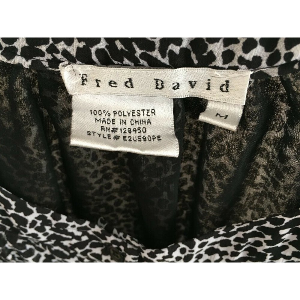 Fred David Womens Blouse Shirt Medium Black White Animal Print Casual Work Wear - Picture 4 of 7
